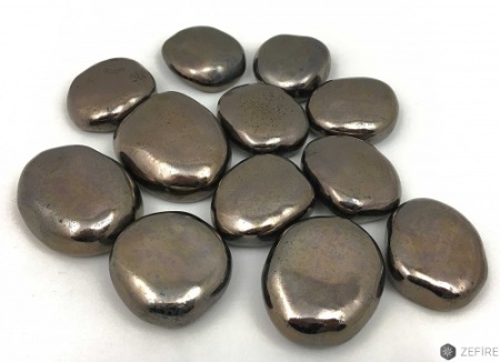 Декоративные керамические камни золотые 14 шт по цене 4 400 руб.